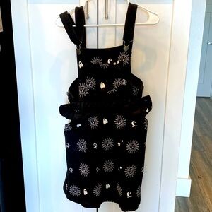 Cute, boutique, fall and mystic inspired jumper. Never been worn!!